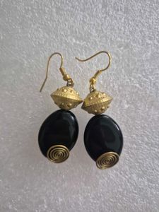 Unique Black Stone &amp; Gold Earrings - Unused
