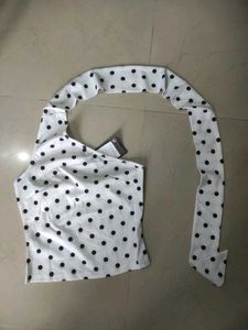 Chic Polka Dot One-Shoulder Top