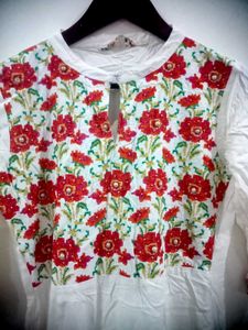 Elegant White Embroidered Kurta