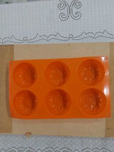 6 Cavity Silicone Sunflower Muffin/Cake Mold