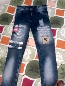 Stylish Graphic Print Jeans