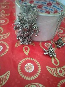 Combo Set Contemporary And Oxidized Silver Jhumkas