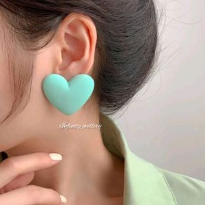 Heart Shape Earings ❤️🌈