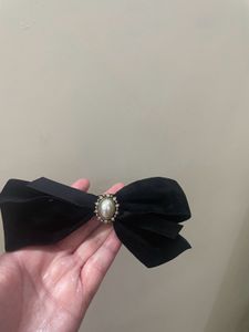 Elegant Black Bow Barette with Pearl Accent