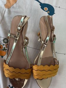 Stylish Gold & Mustard Flats