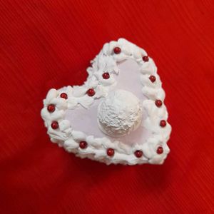 Heart-Shaped cake Trinket Box