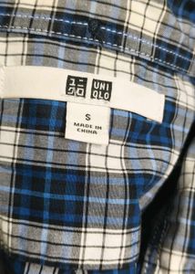 Uniqlo blue flannel shirts