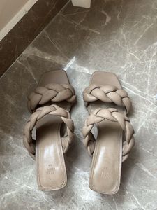 Stylish Beige Braided Mules