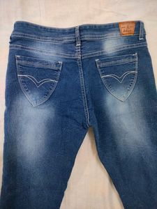 Capri Jeans
