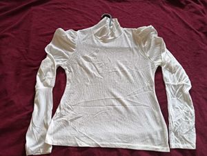 White turtleneck Puff Sleeve Top