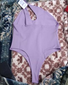 XL size Stylish One-Shoulder Top