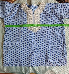 3 Printed Kurta with Neck Embellishment
