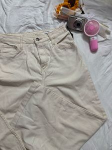 Cream Wide-Leg Jeans