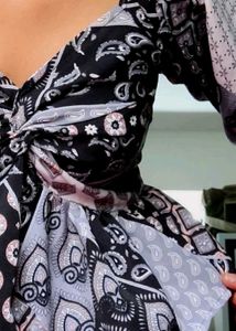 Fitted Sweetheart V-Neck Long Sleeve Blouse Top