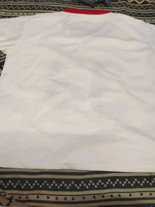 Retro 33 Graphic T-Shirt