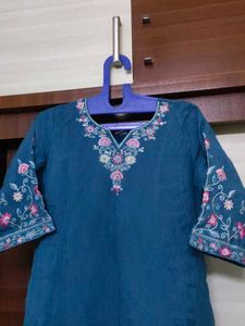 Embroidered Teal Kurta