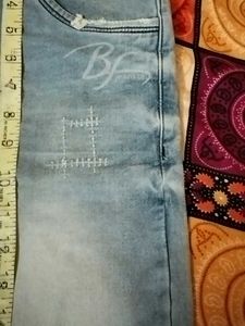 Stylish Light Wash Denim Jeans