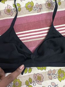Classic Black Halter Neck Bra size 26 hai