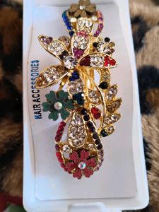 Sparkling Floral Hair Clip