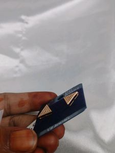 Rosegold Traingle Shape Diamond Earrings