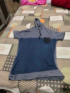 Hooded T-shirt &amp; 3)4 short Pants Set