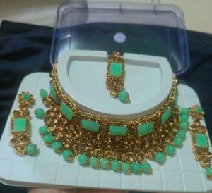 Stunning Ethnic Jewellery Set