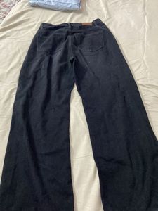 Black Wide-Leg Jeans