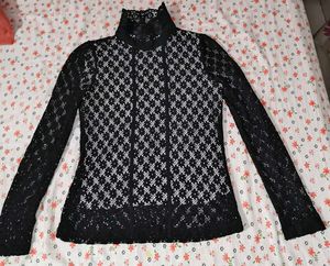 Elegant Black Lace Turtleneck Top