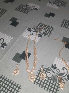 Elegant Necklace and Earring Set