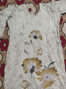 Elegant Floral Print Kurta Set