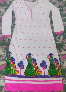 Gujarati embroidery kurta (negligible flaws)