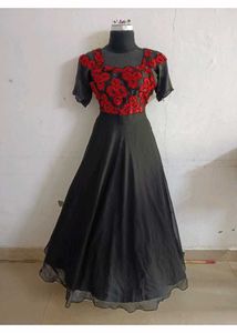 Elegant Black &amp; Red Embellished Gown