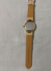 🆕Round Stone Studded with Leather Strap Watch