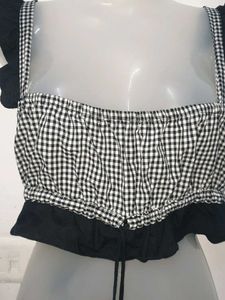 Gingham Ruffle Crop Top no 36