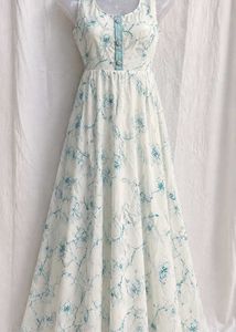 Elegant White Floral Maxi Dress