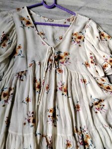 Flowy Floral Print Top