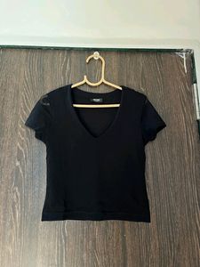 Chic Black V-Neck Crop Top