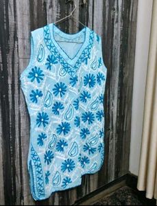 Blue Embroidered Sleeveless Kurta