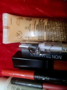 Makeup And Jewellery Combo Sets
