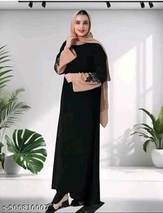 Elegant Black &amp; Pink Abaya