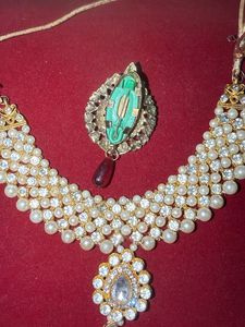 Elegant Pearl and Crystal Necklace with saree pin