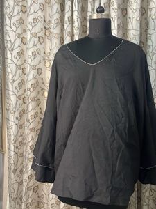 Elegant Black Kurta with V-Neck