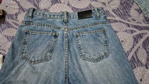 Baggy Light Wash Denim Jeans