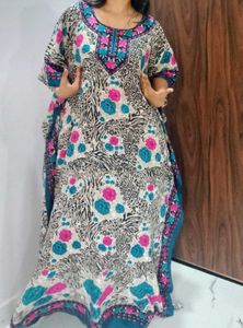 Stylish And Vibrant Freesize Kaftan