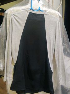 Chic Colorblock Zip-Up Top
