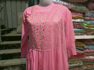 Elegant Pink Embroidered Kurta Set 4pc
