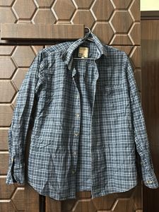 Men's Classic Plaid Button-Down Shirt