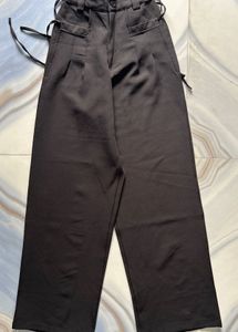 Offduty Stylish Black Wide-Leg Pants