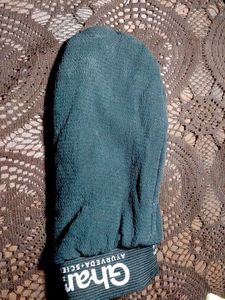 Ghar Exfoliating Bath Glove