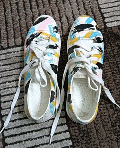 Zudio Colorful Casual Shoes 🌈
